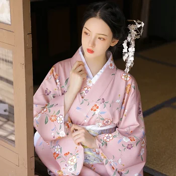 2023 Naujas Japonų Tradicinės Pink Gėlių Spausdinti Ilgio Kimono Moterų Sexy Geiša Yukata Saldus Mergina Etape Cosplay Azijos Drabužių